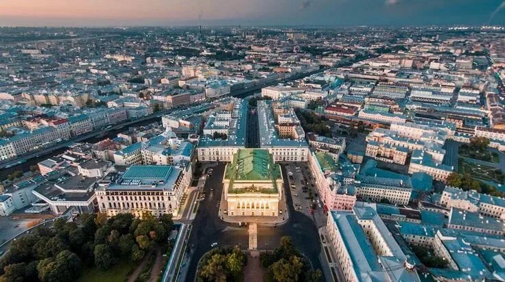 Площадь Островского